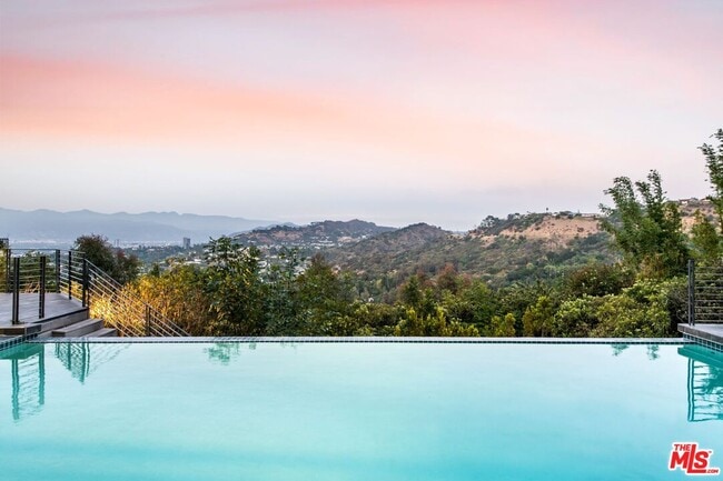 Building Photo - 11955 Pinnacle Pl