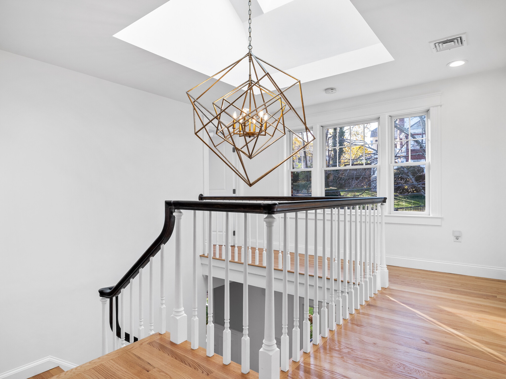 Building Photo - 25 Falmouth Rd