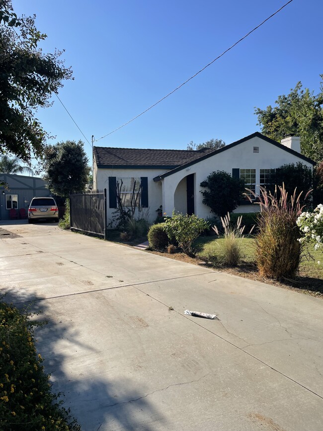 Building Photo - 5888 Grand Ave