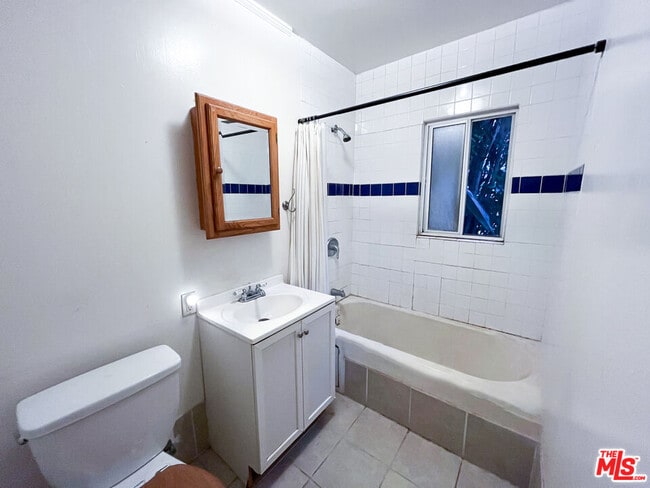 Building Photo - 1120 20th St