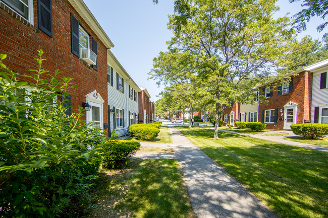 Building Photo - Princeton Ridge