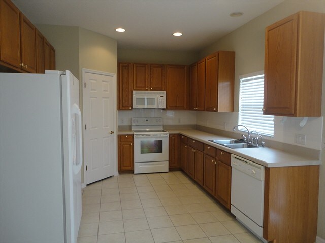 Building Photo - 8806 Grand Bayou Court