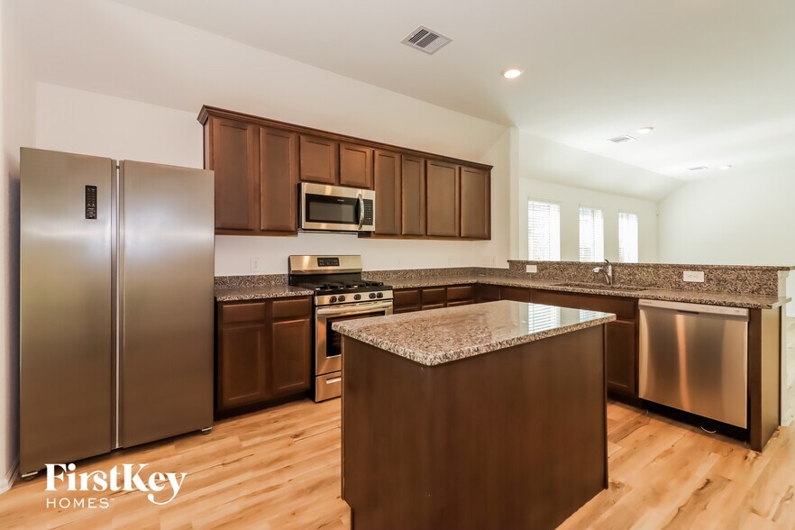Building Photo - 22092 Juniper Crossing Dr