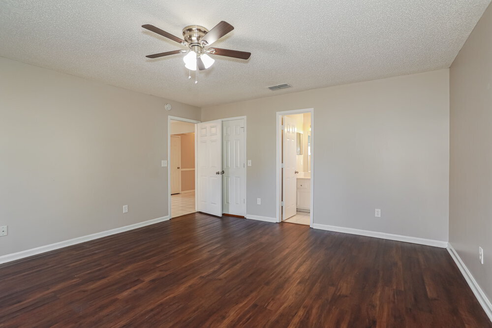 Building Photo - 8051 Mactavish Way W