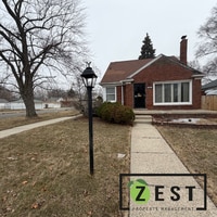 Building Photo - Excellent 3 Bed 1.5 Bath with basement & garage only $1,250/mo!  Open House Friday March 20th 3-3...