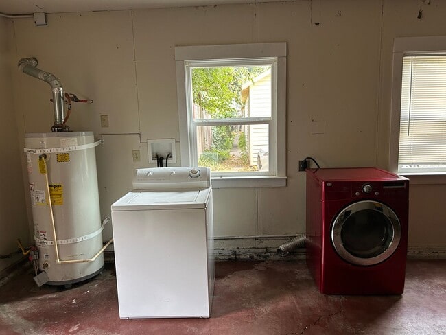 Building Photo - 1153 Arcadian Ave