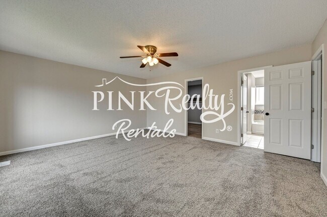 Building Photo - 5070 Hopkins Dr
