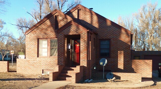 Primary Photo - 1429 13th St
