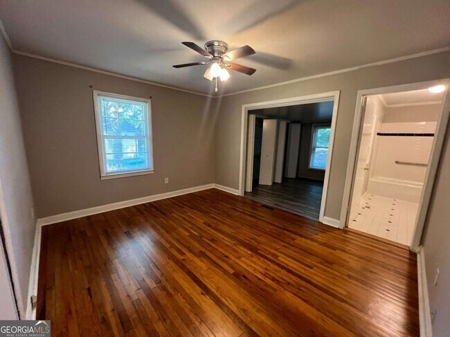 Building Photo - 434 Christopher Dr