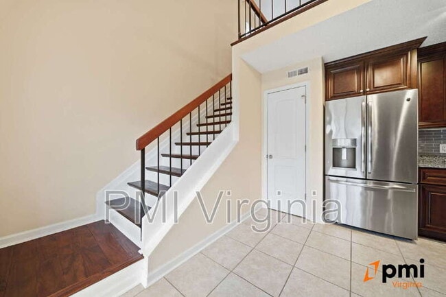 Building Photo - 5413 Brookfield Dr