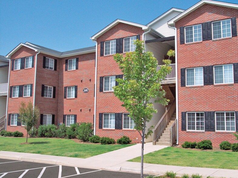 The Hamptons 100 Hudson Cir Anderson SC 29625 Apartment Finder