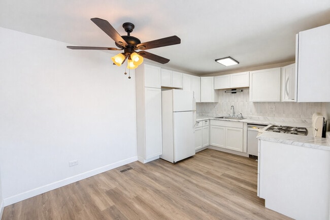 Building Photo - 1313 Wakeby Ln