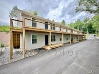 Building Photo - 121 Justus Acrs Dr