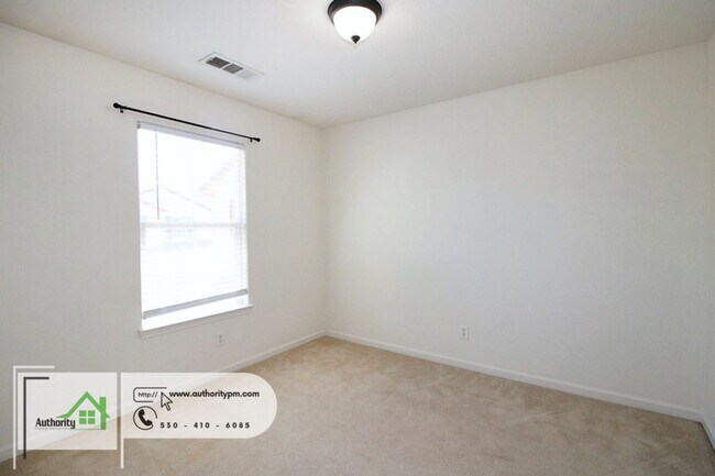 Building Photo - 2109 Vienna Way