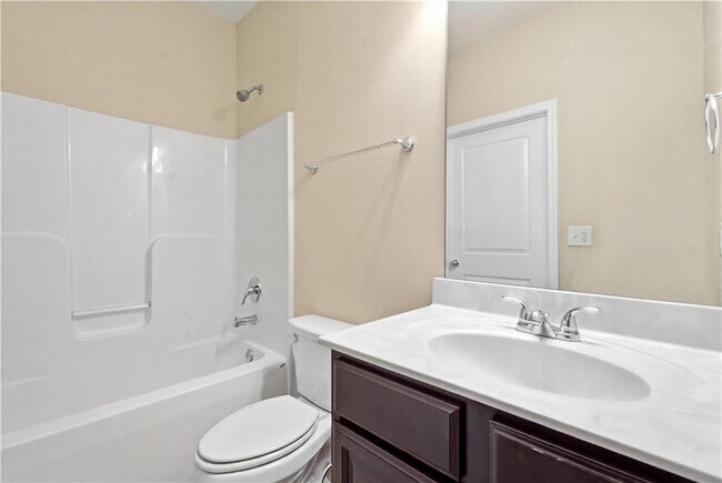 Building Photo - 2270 Tenor Ln