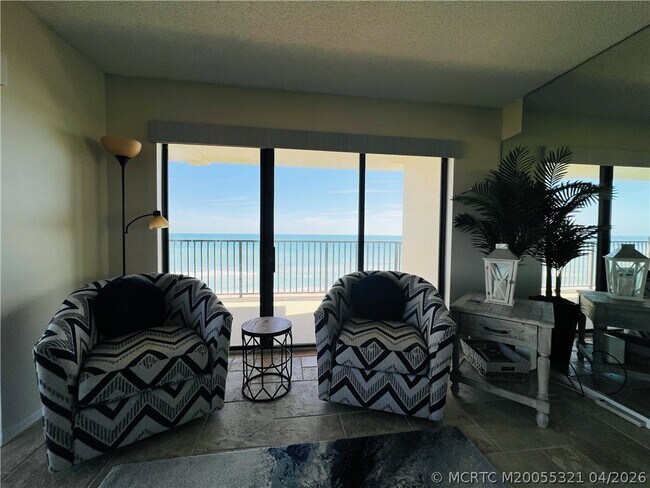 Building Photo - 10044 S Ocean Dr