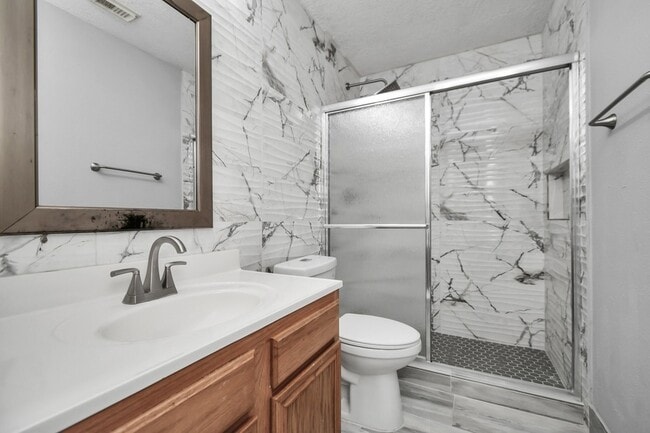 Building Photo - 2707 Blue Mist Dr