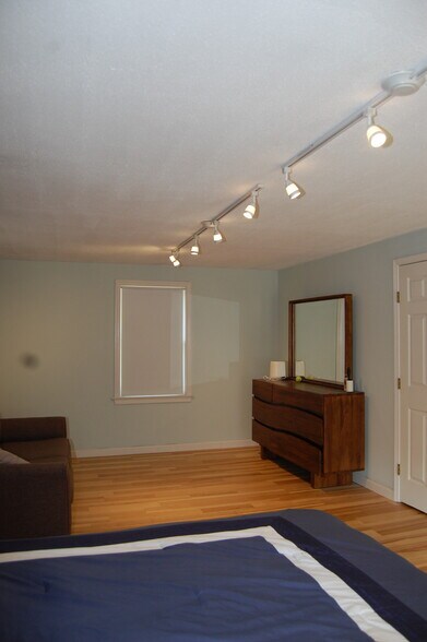 Building Photo - 12 Partridge Cir