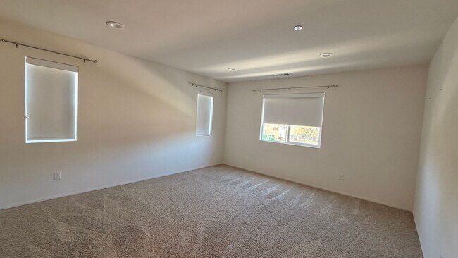 Building Photo - 5474 Starlight Pl