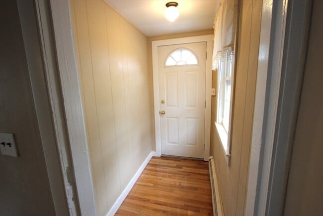 Building Photo - 75 Wachusett St