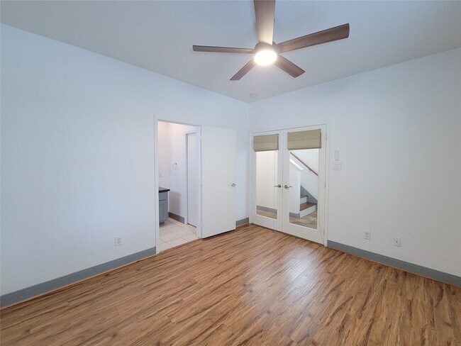 Building Photo - 1432 Ennis St