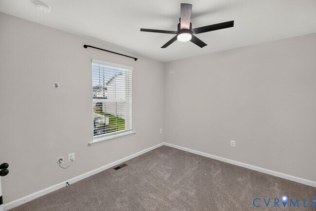 Building Photo - 7040 Paine Pl