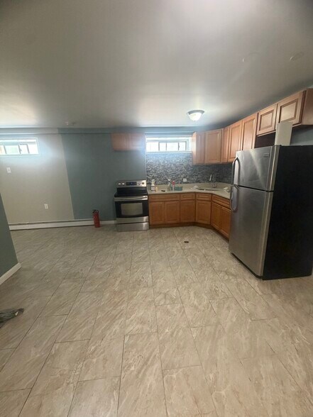 Building Photo - 14738 Springfield Ln