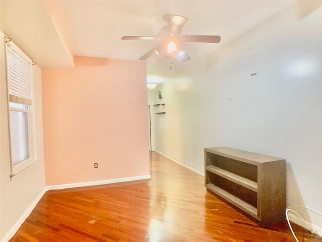 Building Photo - 3481 John F. Kennedy Blvd