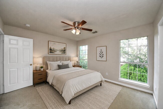 Building Photo - 3211 Carmel Valley Dr