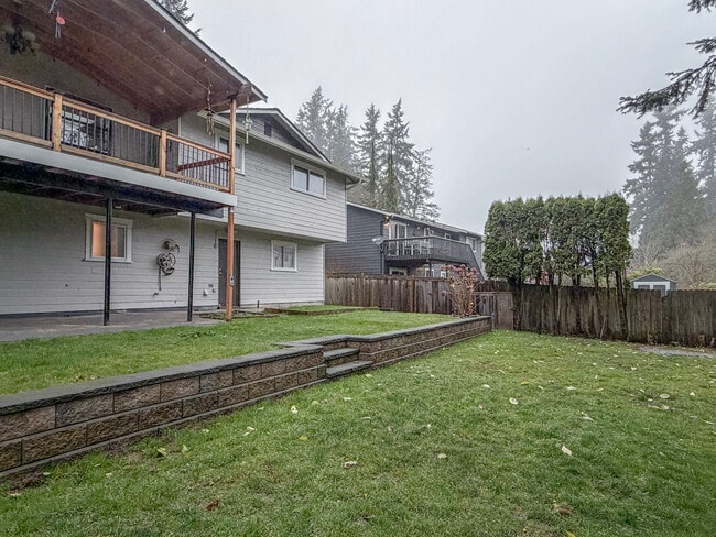 Building Photo - 17127 38th Ave W