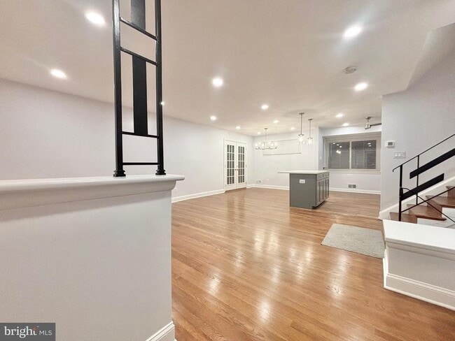 Building Photo - 2712 Finch St