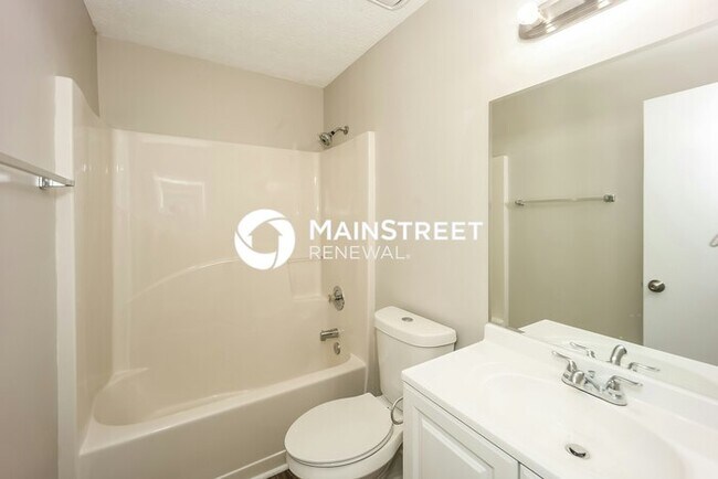 Building Photo - 3 Bedroom Pet-Friendly Home in Atlanta, GA with Main Street Renewal