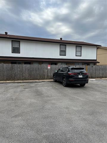 Building Photo - 2017 Paisley Dr