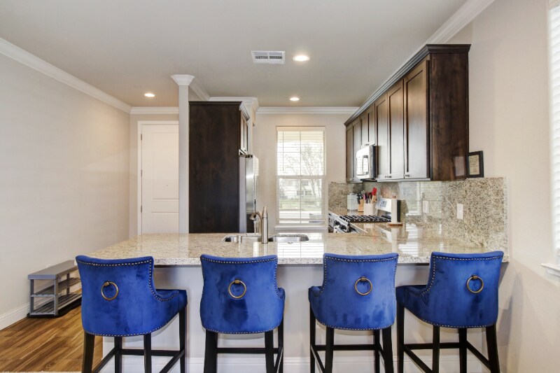 Building Photo - 613 Morning Glory Cir