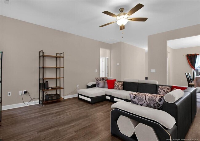 Building Photo - 272 Caldwell St