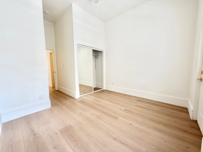 Building Photo - 937-941-941 Hayes St