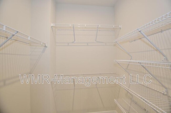 Building Photo - 1122 Newell Towns Ln