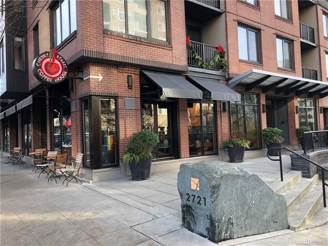 Building Photo - 2721 1st Ave