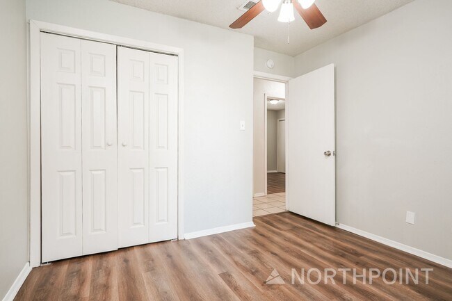 Building Photo - 3 BR/2BA | Newly Renovated Single Family Home |  | 1-Car Covered Parking | Gated backyard
