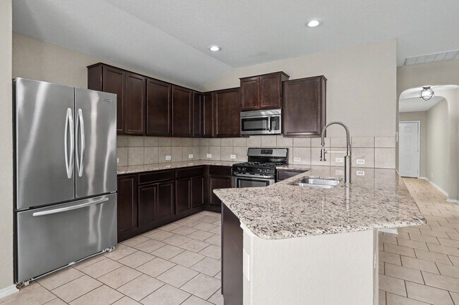 Building Photo - Spacious 3BR w/ Cabana, Storage Shed & Open Living Area in San Antonio