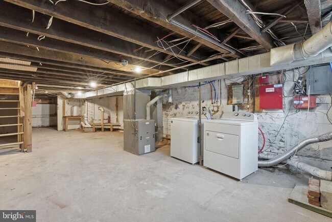 Building Photo - 1817 N Gratz St