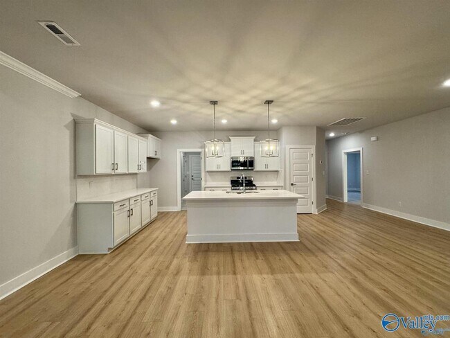Building Photo - 109 Clift Farm Dr