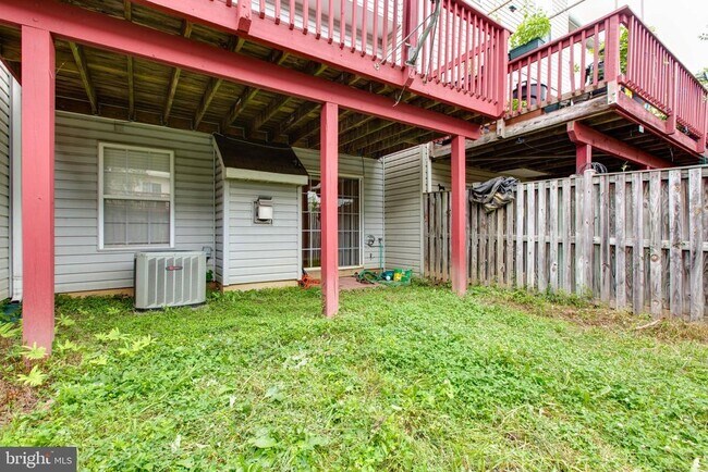 Building Photo - 3318 Hibiscus Ct