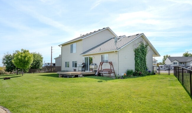 Building Photo - 3925 N Graphite court