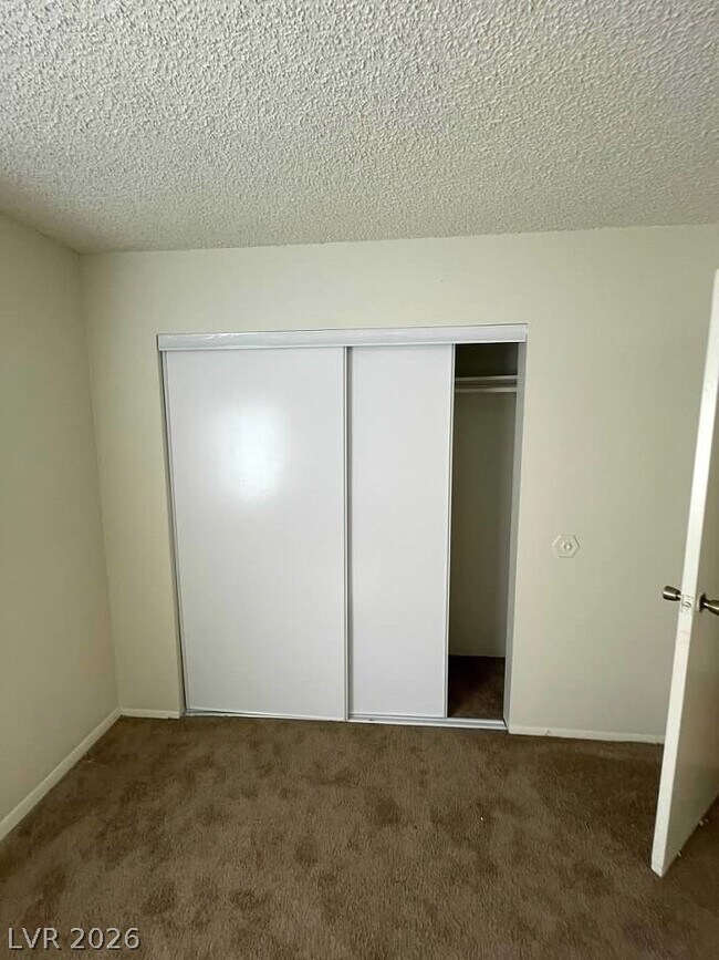 Building Photo - 4341 San Mateo St