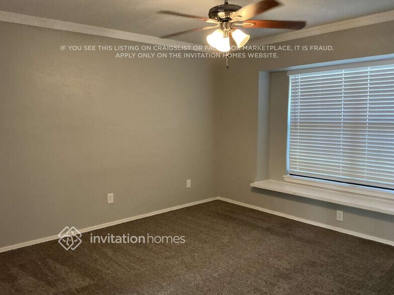 Building Photo - 421 Kingsbridge Dr