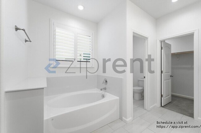 Building Photo - 4612 Irma Dr