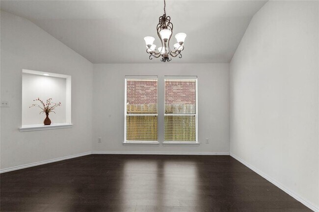 Building Photo - 11047 Pierce Valley Dr
