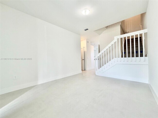 Building Photo - 19113 SW 344th Ter