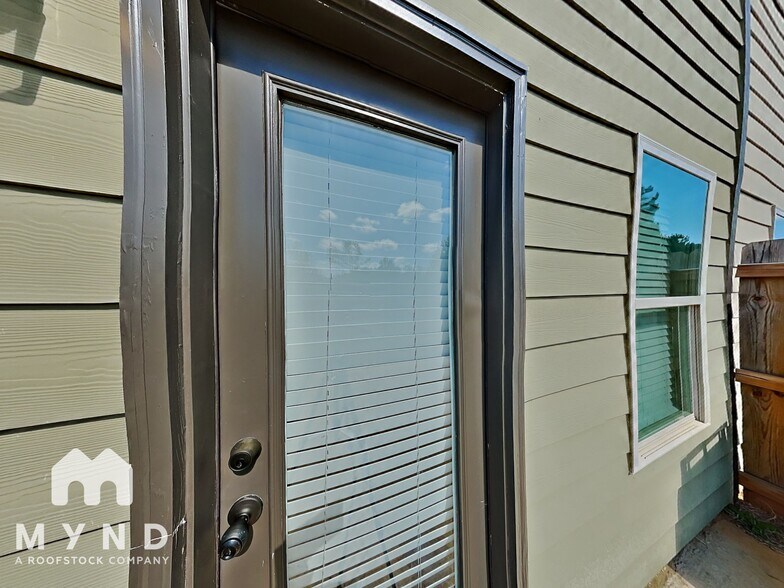 Building Photo - 120 Skipjack Ct